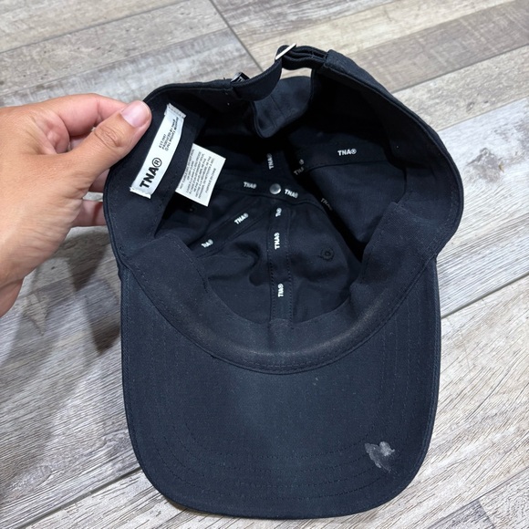 Aritzia TNA Los Angeles baseball cap - Picture 4 of 6